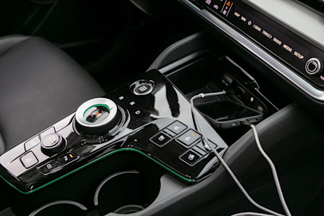 Editorial 2023 kia sportage phev ex premium 21 jw