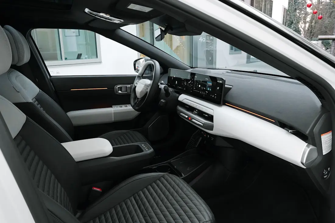 Kia EV4 Hatchback (2026)_Vordersitze