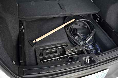 Volvo XC40 Recharge 2021 : essai routier Body Image