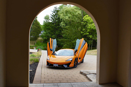 Editorial 2016 mclaren 570s pb 02