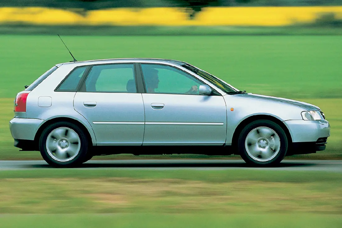 Audi-A3 5-door-1999 (2)