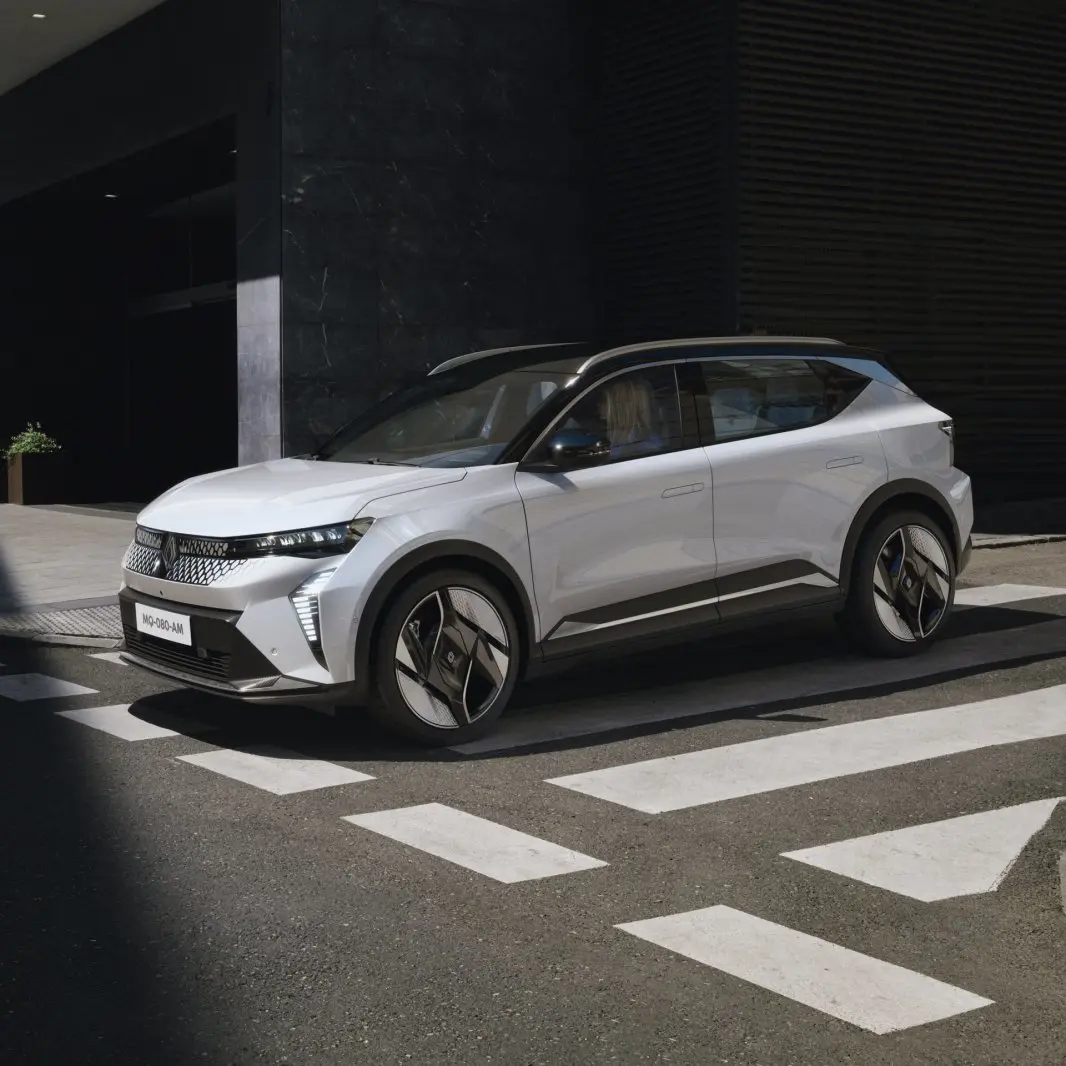 renault-scenic-e-tech-2023-3