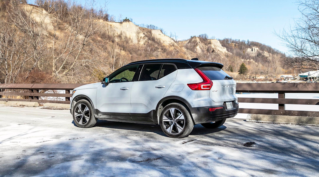 Editorial 2021 volvo xc40 recharge p8 awd 07 jw