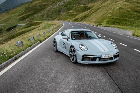 Porsche-911-Sport-Classic-Front-Hero