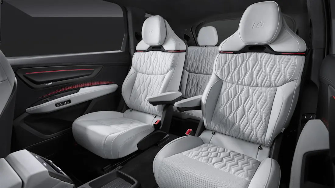 media-Audi Q9 interni (9)