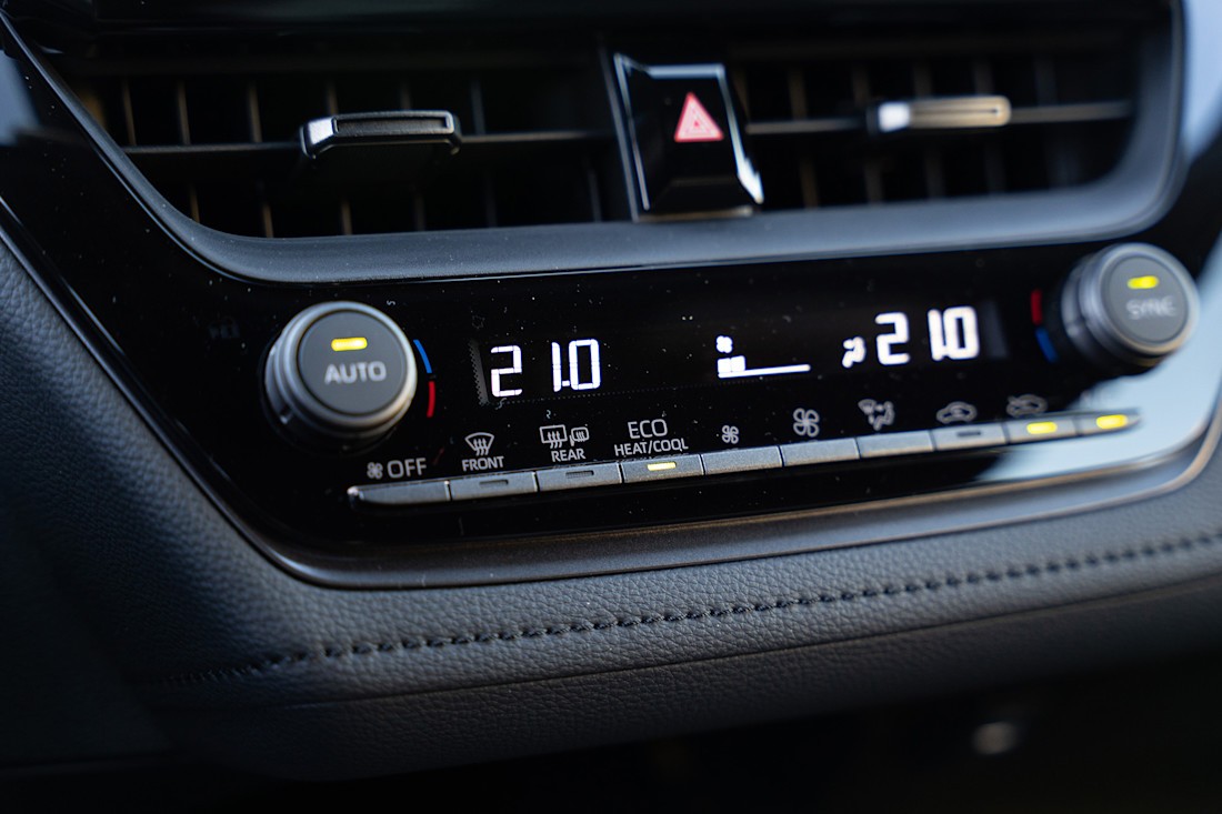 Fun with Toyota Stick Shifts - NF - JW - 260514 - 18.jpg