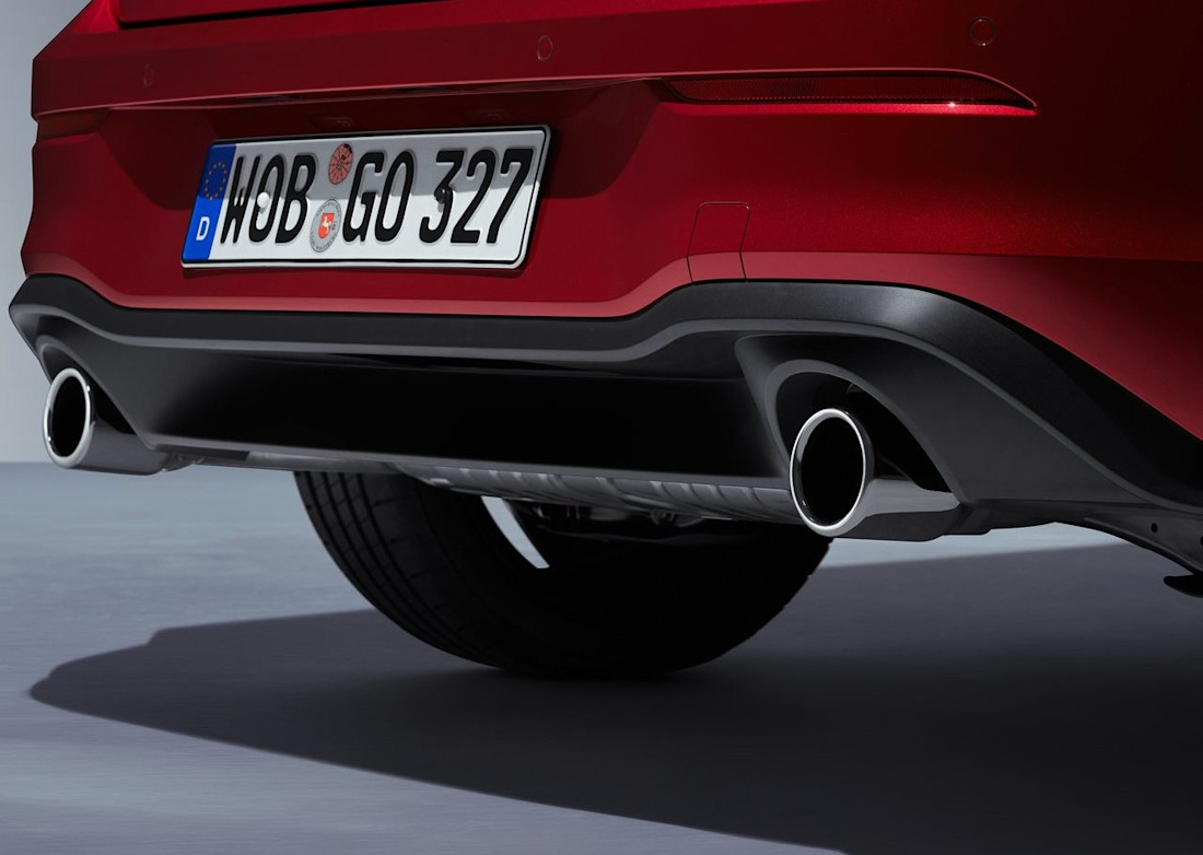 Volkswagen-Golf_GTI-2021-1280-14.jpg