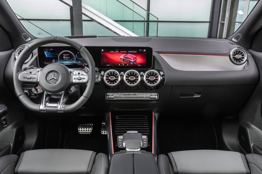 Mercedes-Benz-GLA35_AMG-2021-1024-0f.jpg