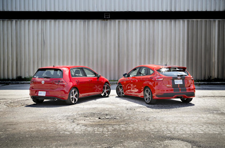 Editorial 2015 ford focus st vs volkswagen golf gti jw 04