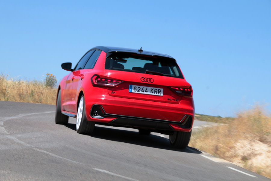 audi-a1-sportbac (4).JPG