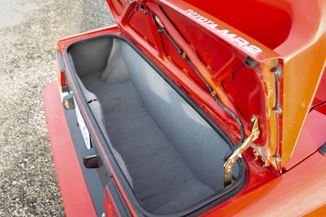 Editorial 1986 toyota mr2 231113 10 jw