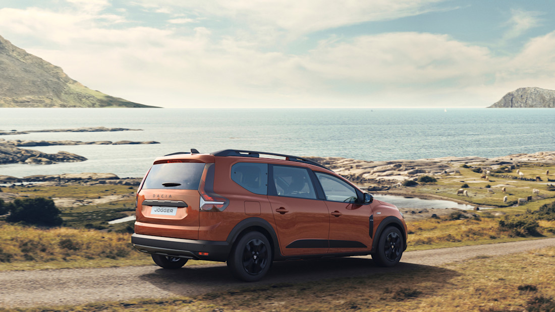 Auto fino a 7 posti: Dacia reinventa la familiare con Nuovo Jogger.