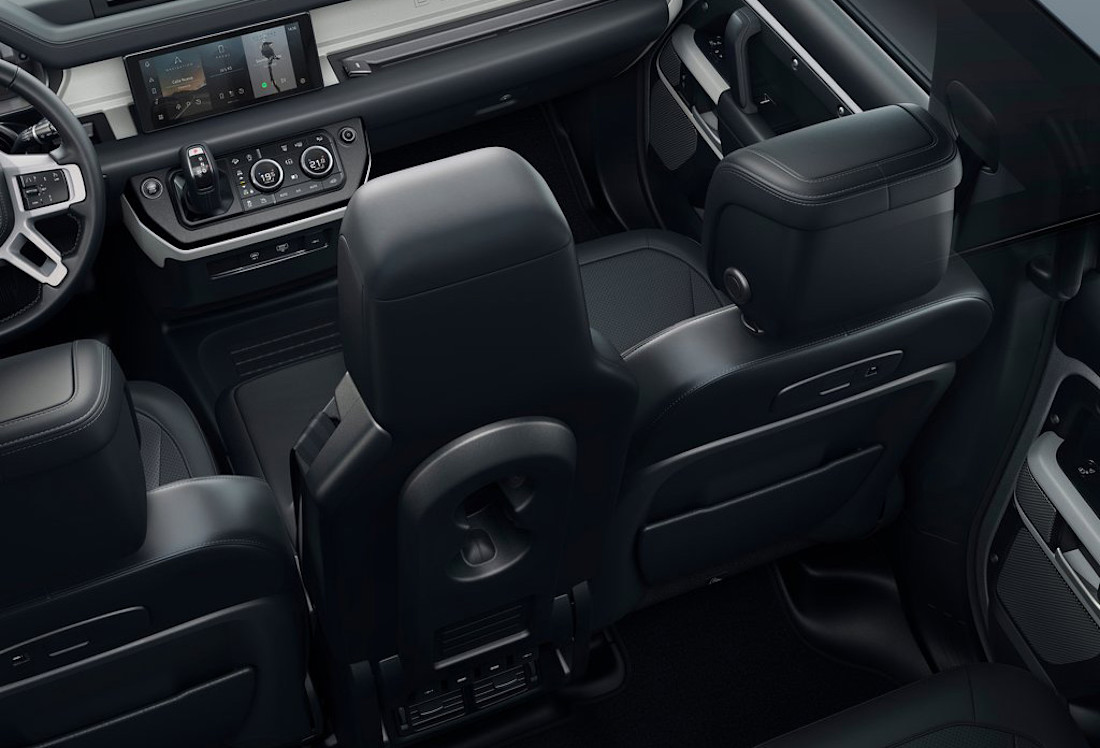 Land_Rover-Defender_110-2020-1024-6f.jpg