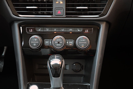 Editorial 2023 volkswagen taos highline td 230825 28 jm