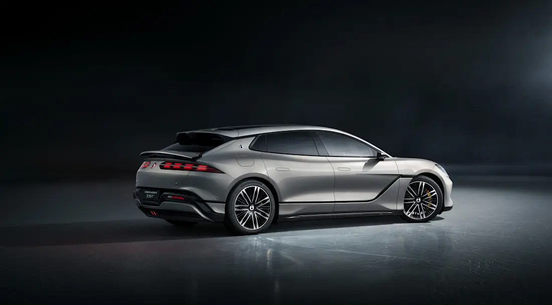 denza-z9-gt-chinees-met-1000-pk-en-mercedes-genen-wil-porsche-te-lijf-2025-03