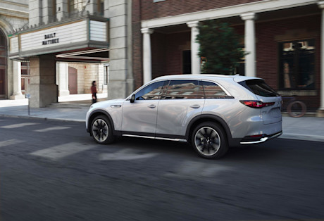 Editorial 2024 mazda cx 90 07 mazda