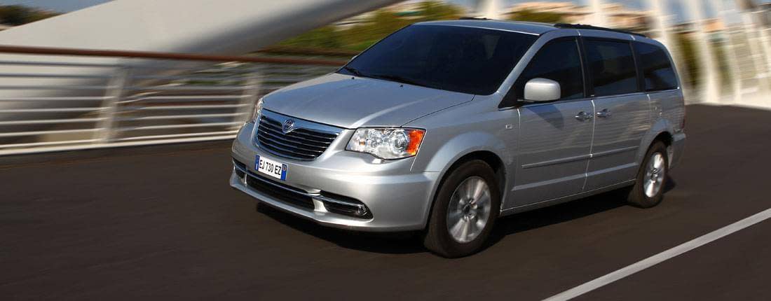 31qG7Kb0iY7OVHgtsHkTab-56581ae1950e6241536919997925b8ca-lancia-voyager-l-01-1100