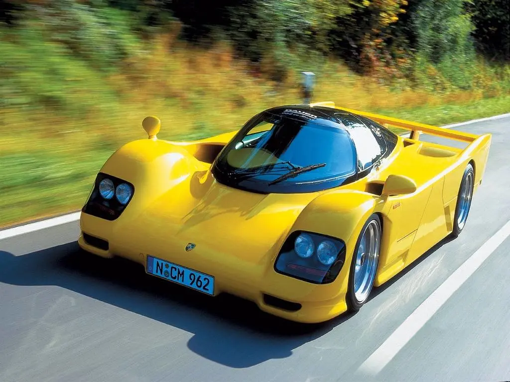 dauer 962 lm road car 3