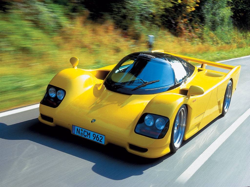dauer_962_lm_road_car_3.jpg