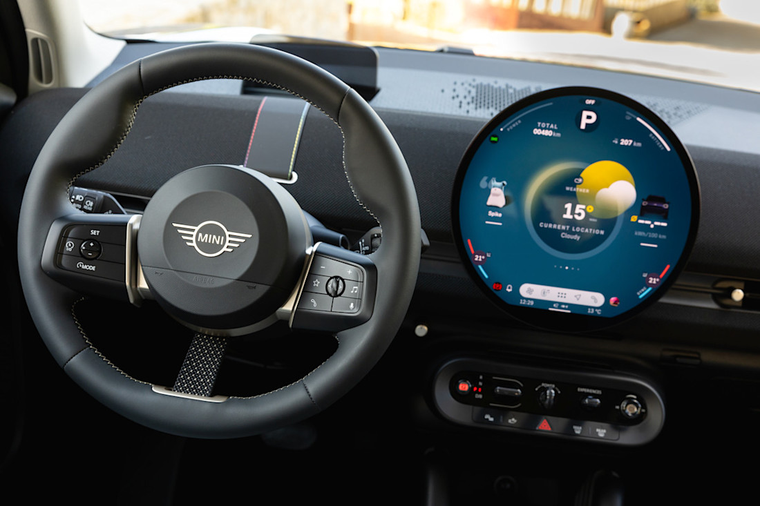 Mini Aceman Interior