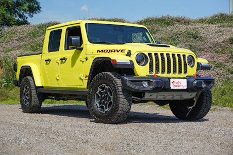 Editorial 2023 jeep gladiator mojave td 230816 02 di