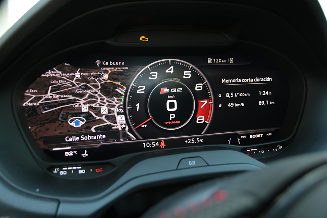 audi-sq2-14.JPG