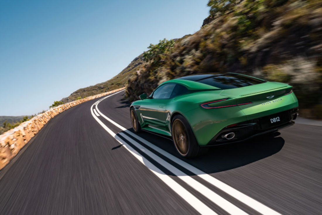 Nuevo-Aston-Martin-DB12-2023 (9).jpg