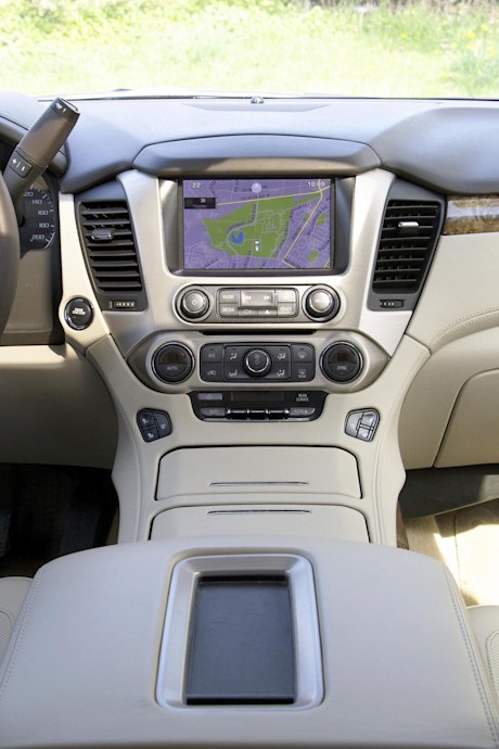 Editorial 2015 gmc yukon xl denali 4wd jy 35