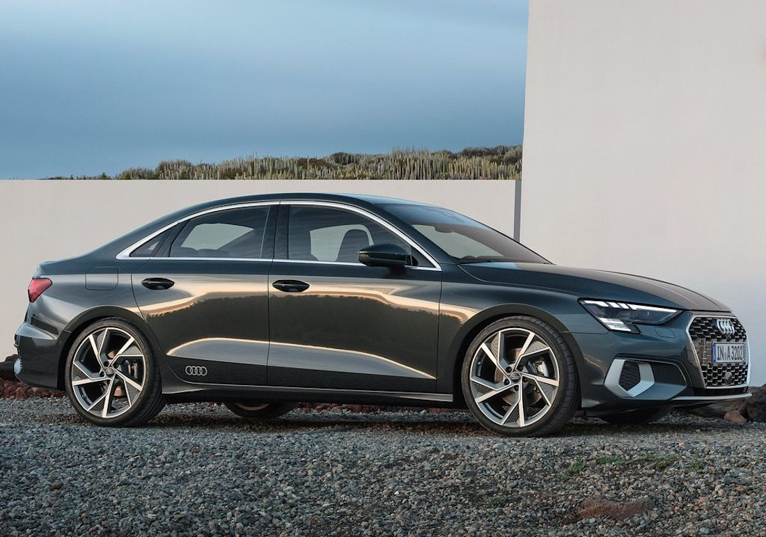 Audi-A3_Sedan-2021-1024-01.jpg