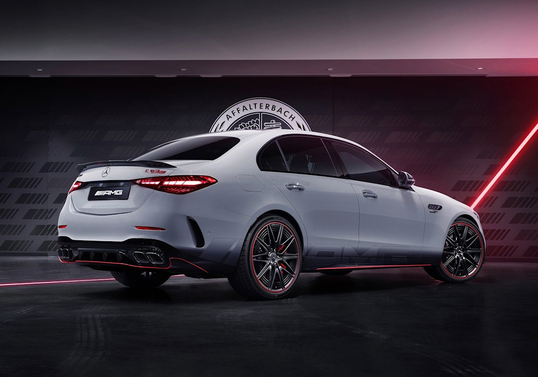 mercedes-c63-amg-back
