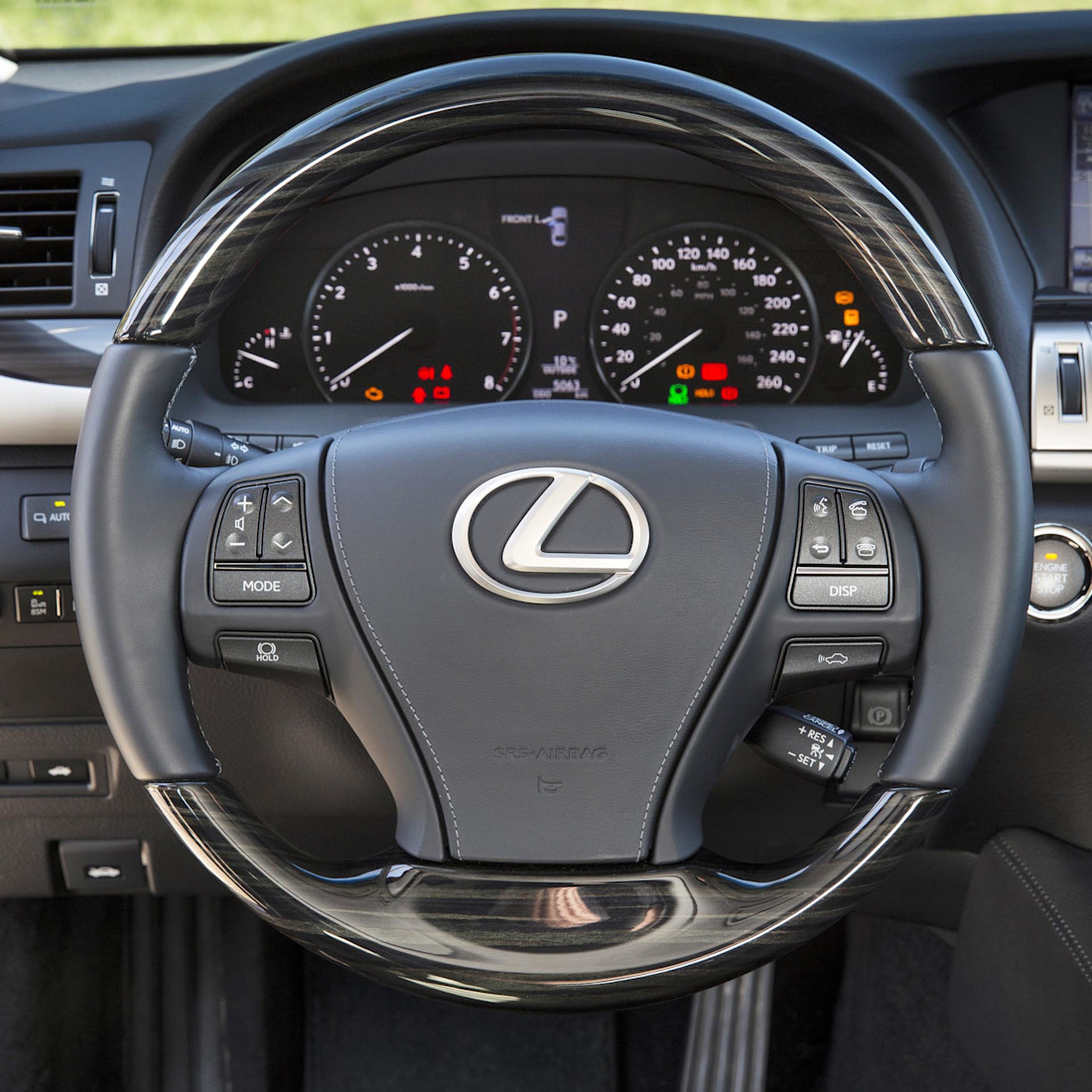 Editorial 01 lexus shimamoku