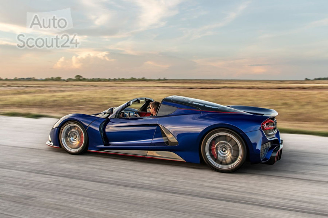 Hennessey-Venom_F5_Roadster-2023-1600-07.jpg