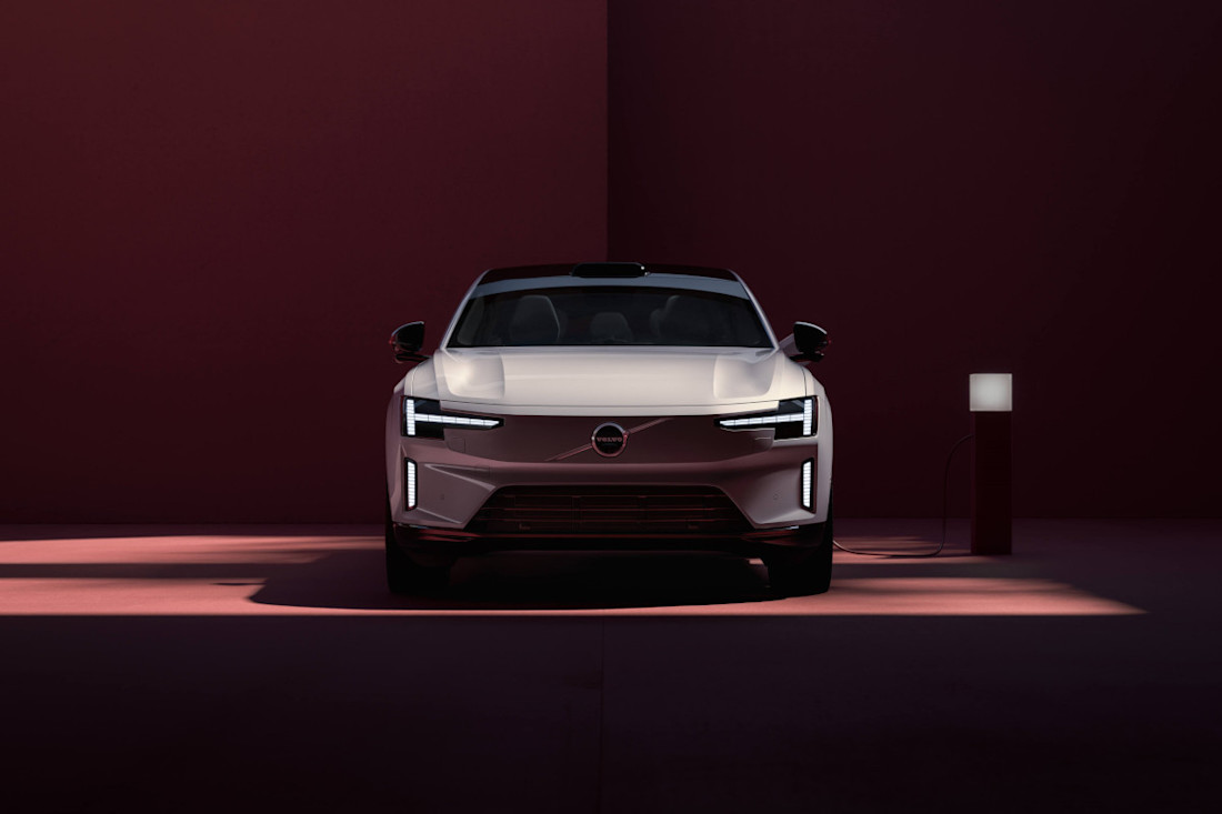 Volvo-ES90-Exterior (12).jpg