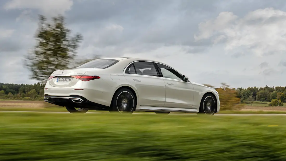 AS24 Mercedes rijdend AS24 Mercedes rijdend
