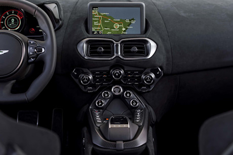 Editorial 2020 aston martin vantage 08 aston martin