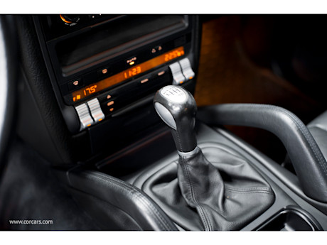 Editorial 2005 porsche cayenne safari fotw cd 250515 10