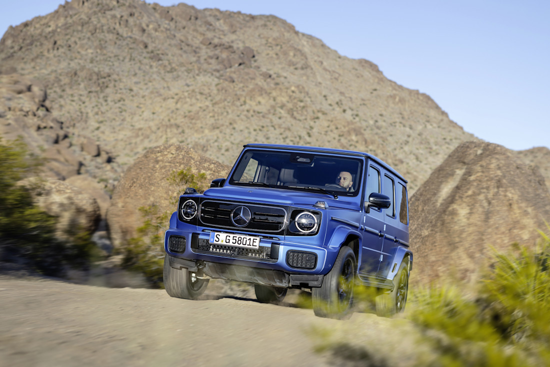 nieuwe-elektrische-mercedes-g-klasse-nijlpaard-dat-pirouetjes-kan-draaien-2024-02.jpg
