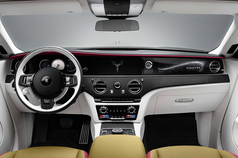 Rolls-Royce-spectre-interior-autoscout24 (6).jpg