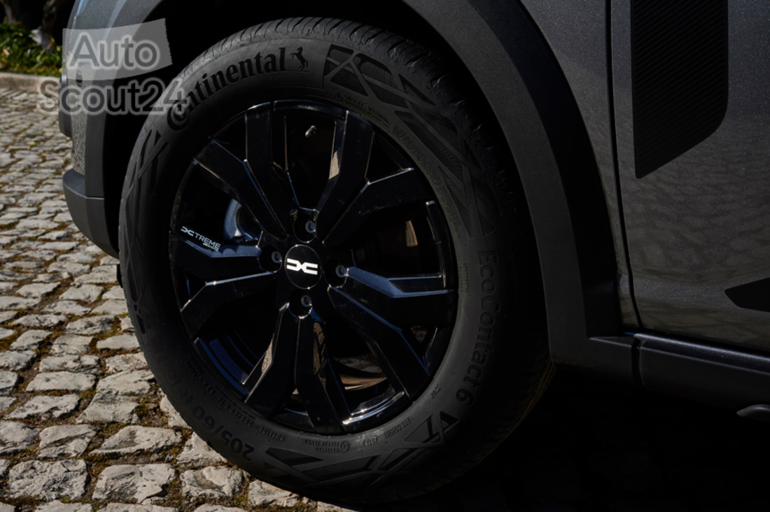 dacia-jogger-hybrid (2).jpg