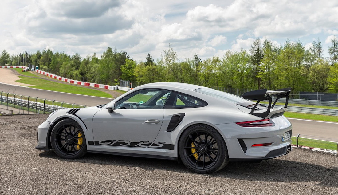 porsche-911-gt3-rs-side