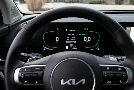 Editorial 2023 kia sportage phev ex premium 19 jw