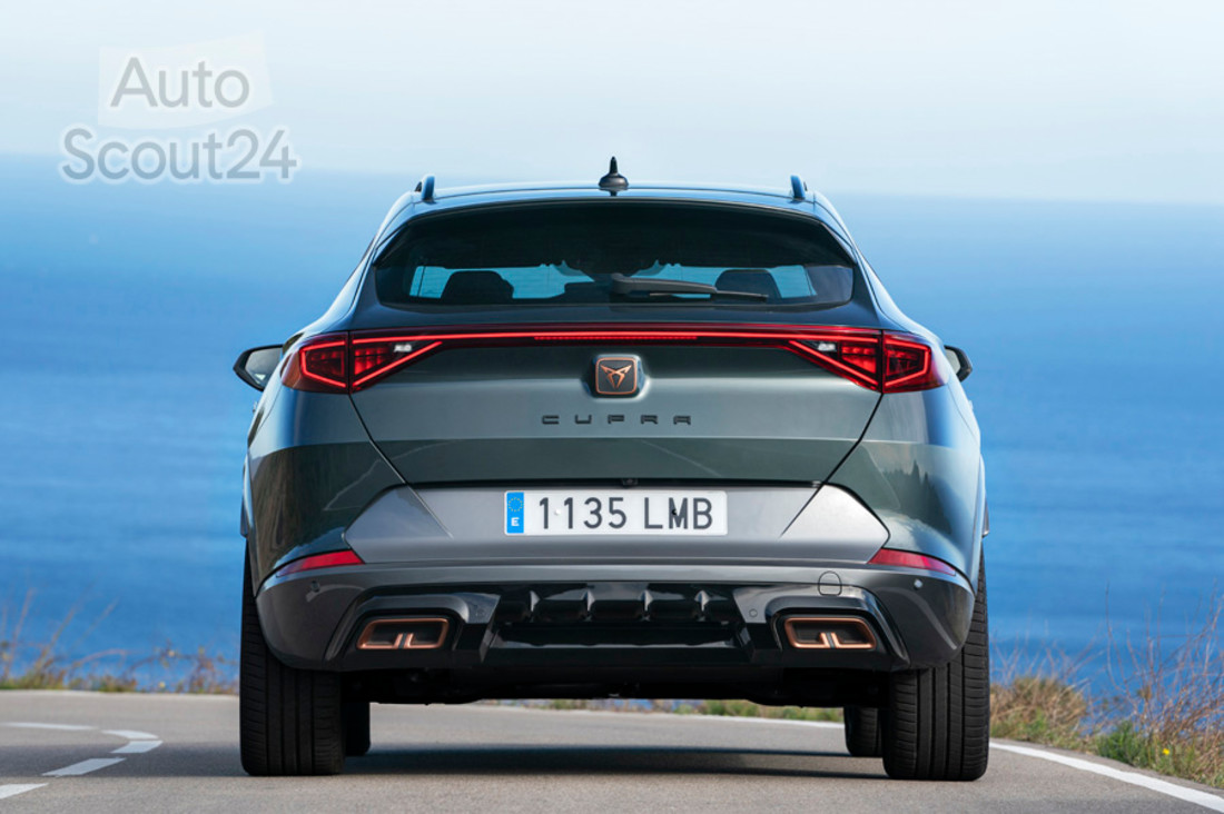 CUPRA Formentor e-HYBRID (6).jpg