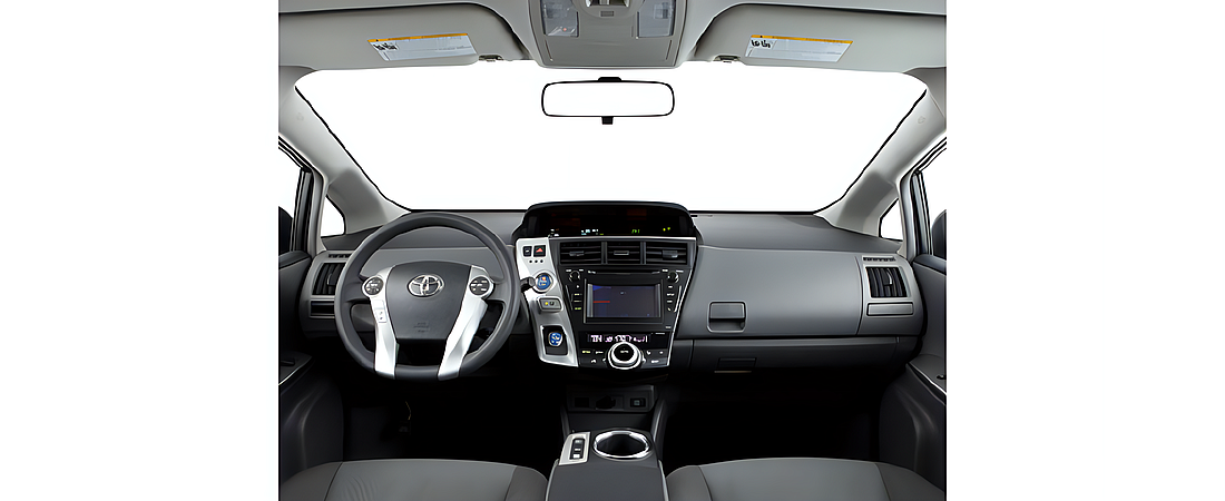 Toyota Prius v 2012 7