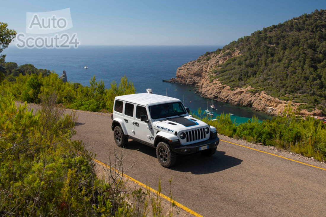 jeep-wrangler-4xe (13).jpg