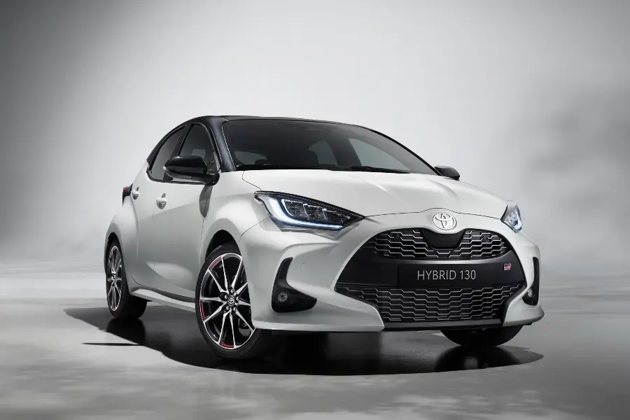 toyotayariselectrichybrid2024(1)