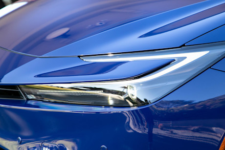 Editorial 2023 toyota prius xle awd 14 jw