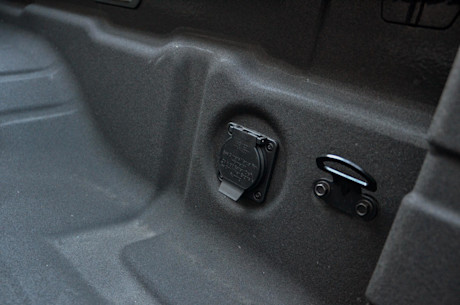 Nissan Frontier PRO-4X 2022 : essai routier Body Image