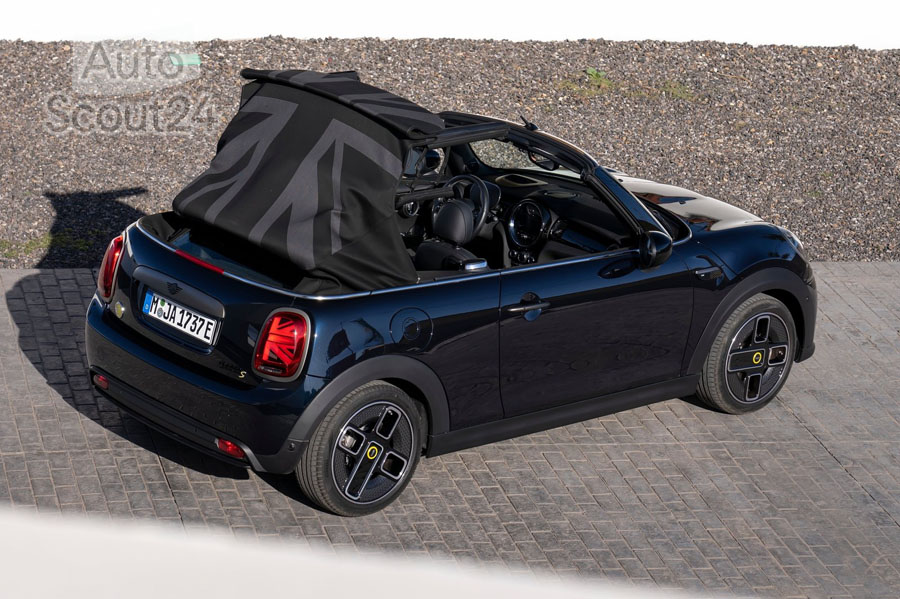 Mini-Cooper_SE_Convertible-2023-1600-48.jpg