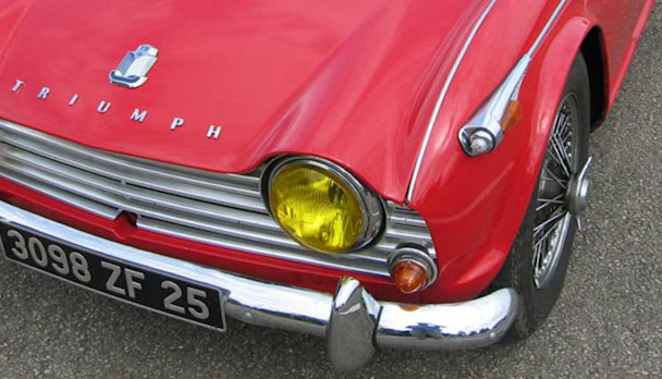 Triumph TR4
