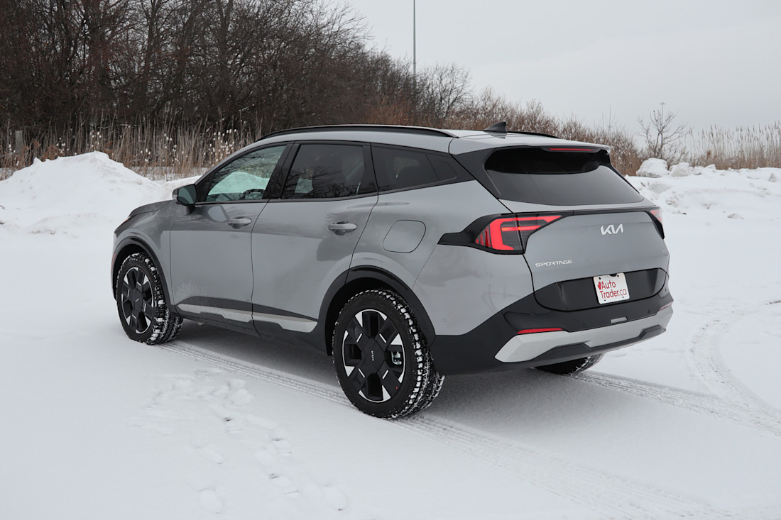 2026 Kia Sportage PHEV Review Body Image